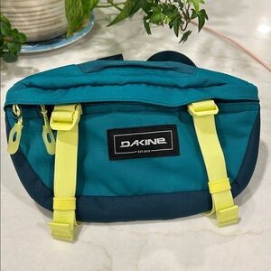 Dakine‎ Hot Laps 1L BIKE-SPECIFIC HIP /Waist Pack Bike Cycling Never Used